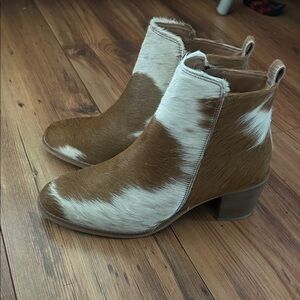 Myra Bag Tan and White Ankle Booties